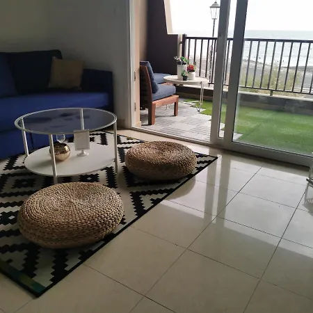 Apartamento 6 Playa Maria Apartment *